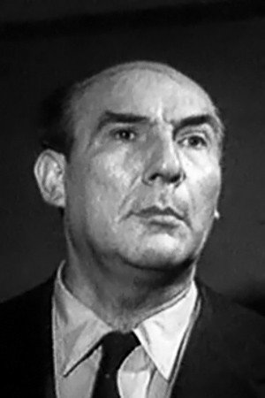 Πάνος Καραβουσάνος